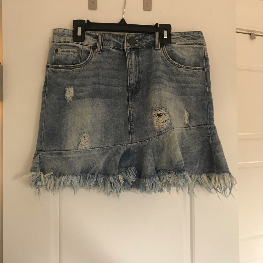 Denim Skirt, Ruffle Raw Hem, Light / Acid Wash